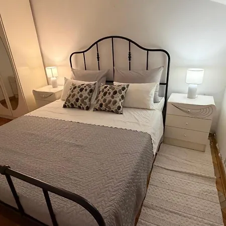 Two Bedroom Gorana With Swimming Pool Apartment *