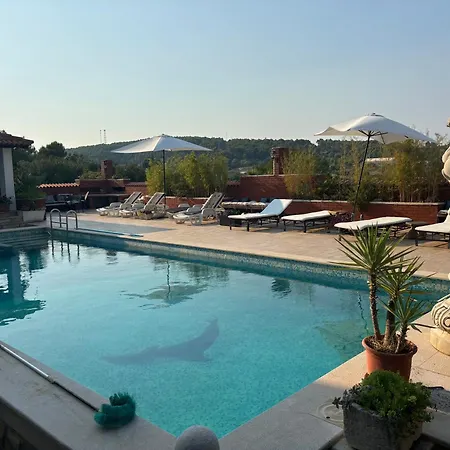 Two Bedroom Gorana With Swimming Pool Apartment Jelsa (Hvar)